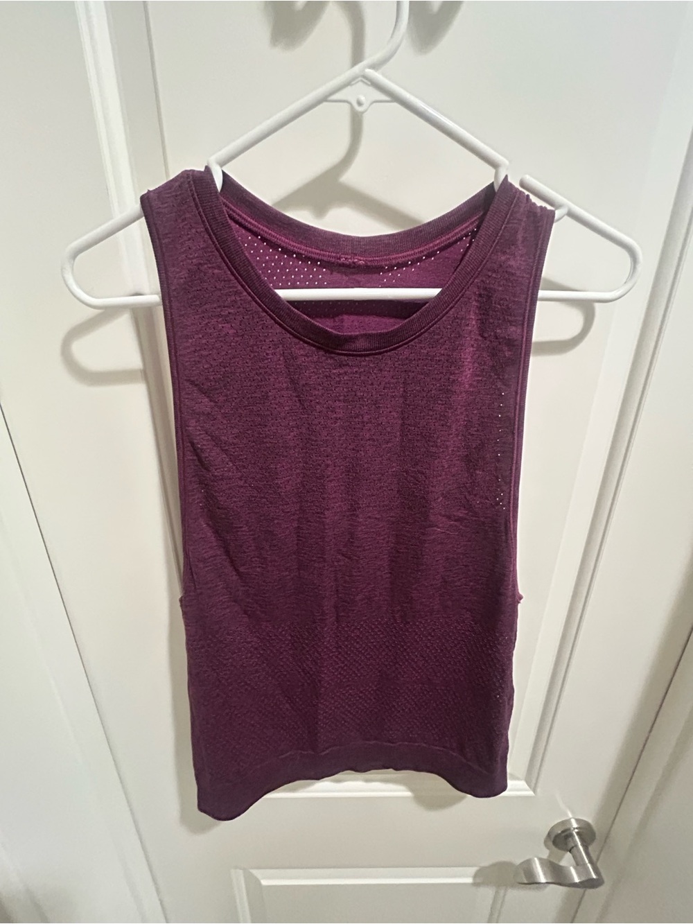 Lululemon Athletic Purple Muscle Tank Top Size 4